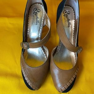 Anthropologie: Seychelles Special Edition heels, asymmetrical, ruffle, size 10